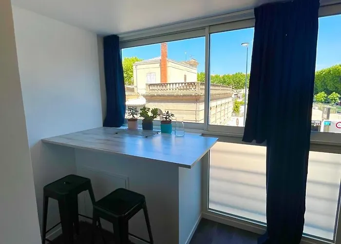 Le Voltaire, Joli Studio, Proximite De La Gare Et Du Centre, Climatise Apartment *