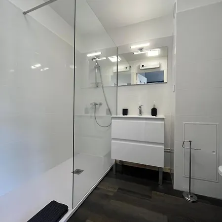 Le Voltaire, Joli Studio, Proximite De La Gare Et Du Centre, Climatise Apartment *